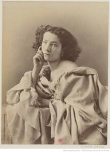 Sarah Bernhardt par Nadar - Gallica.bnf.fr / Bibliothèque nationale de France